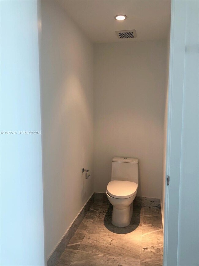 Building Photo - 3131 NE 7th Ave