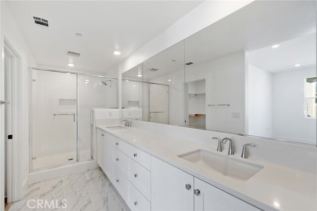 Building Photo - 322 Proctor