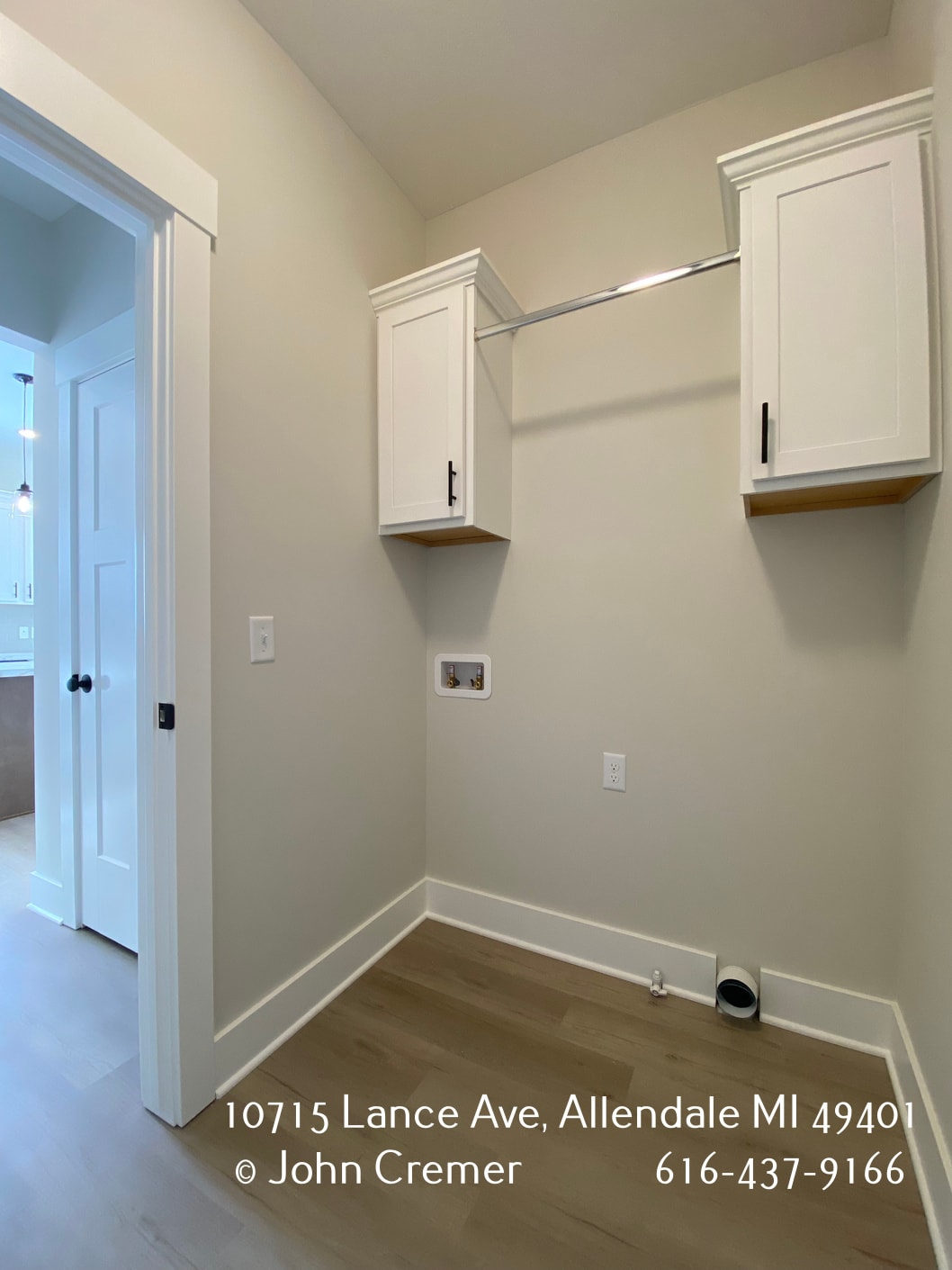 Laundry Room Voew 2 - 10715 Lance Ave