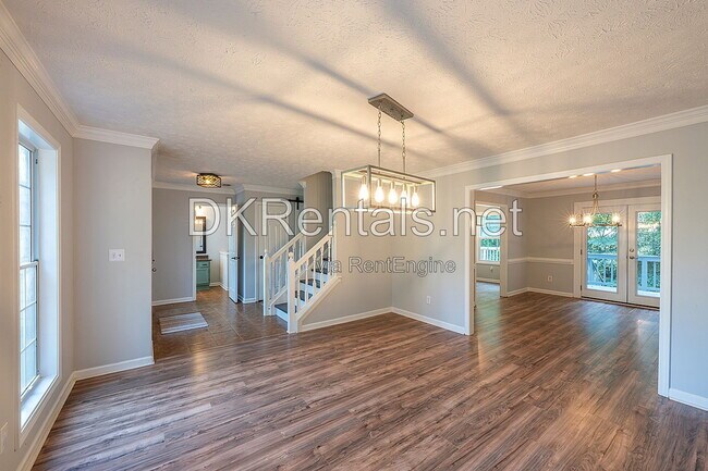 Building Photo - 114 Eagle Glen Dr