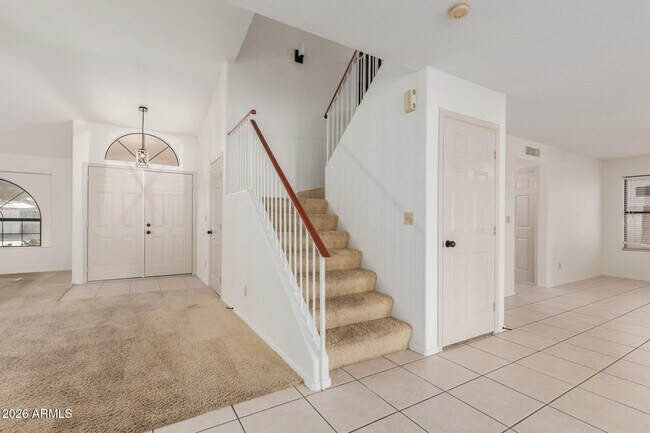 Building Photo - 4334 W Behrend Dr