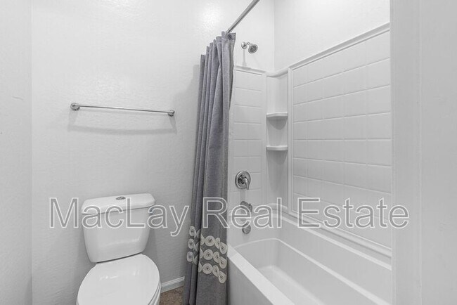 Building Photo - 3263 S Miller Dr