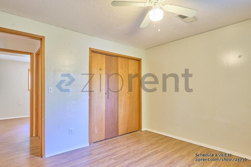 Building Photo - 13426 SW 61st Ave