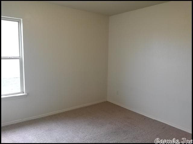 Building Photo - 1101 Yarrow Dr