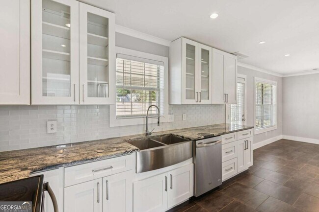 Building Photo - 2275 Eagle Pointe Ct NW