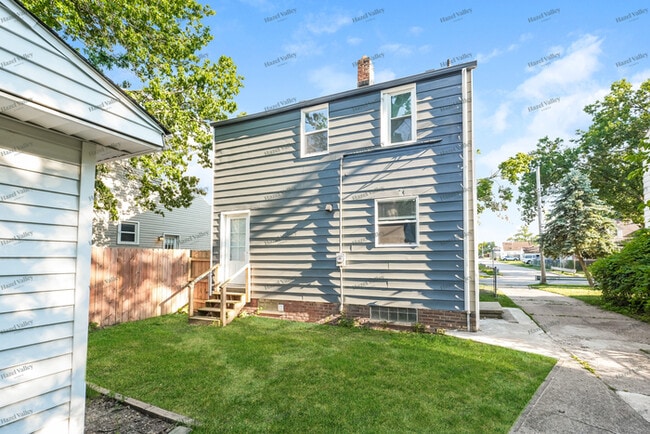 Building Photo - 12522 Crossburn Ave