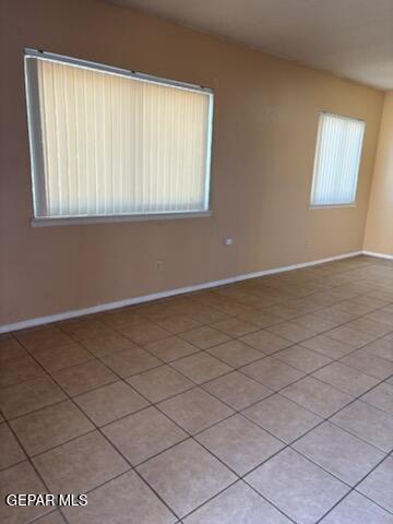 Building Photo - 2403 Red Sails Dr