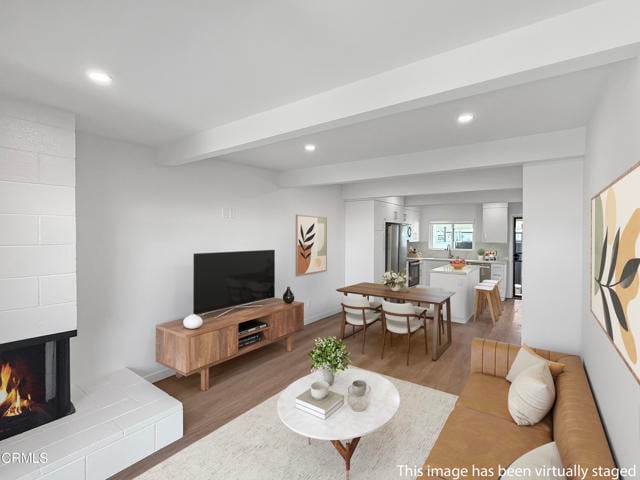 Building Photo - 61 Redwood Ave