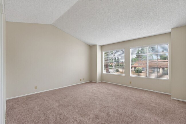 Building Photo - 7272 Foxcroft St