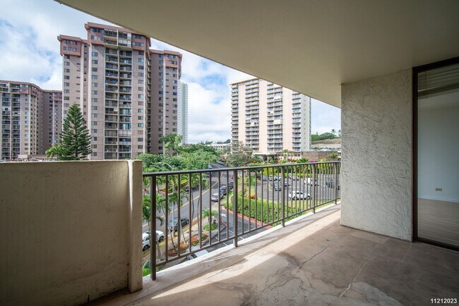 Building Photo - 1 BD/ 1 BA in Pearl One