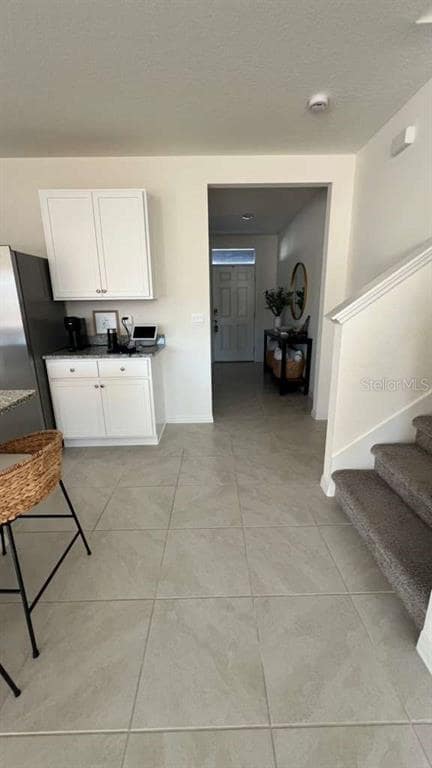 Building Photo - 654 Park Pl Blvd