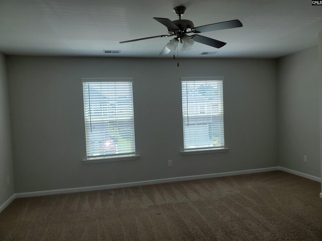 Building Photo - 3155 Gedney Cir