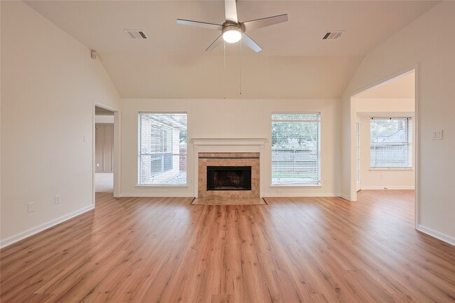 Building Photo - 2109 Eastlands St