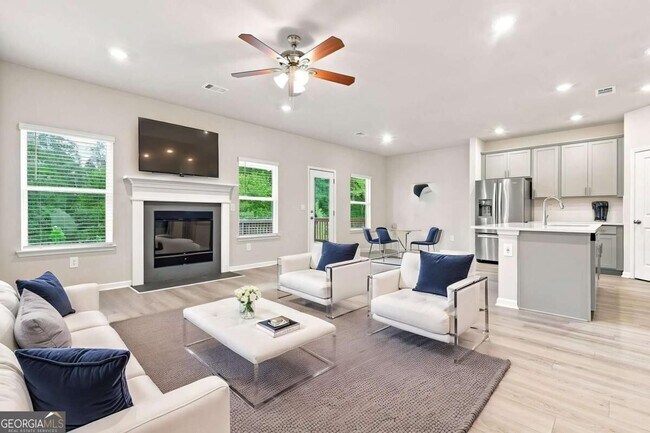 Building Photo - 176 Meander Dr