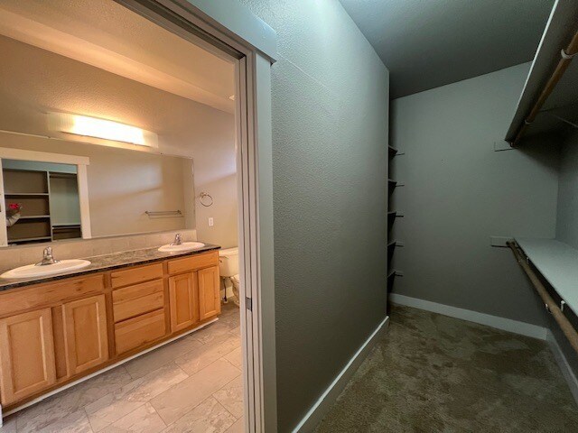Building Photo - 2 Bed 2 Bath in Boise!