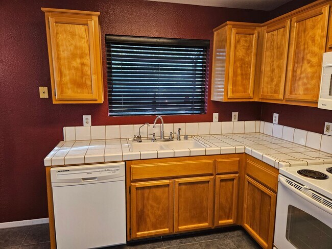 Building Photo - 221 Rector Ln
