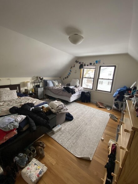 Building Photo - 40 Walker St