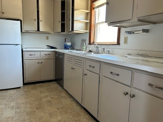 Kitchen - 101B N Mill St