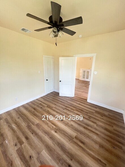 Building Photo - 1106 W Ridgewood Ct