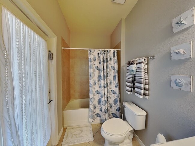 Building Photo - 11280 Reflection Isles Blvd