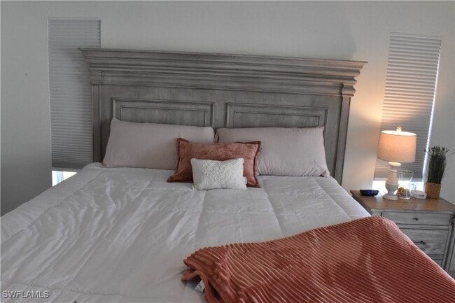 Building Photo - 4135 Coronado Pkwy