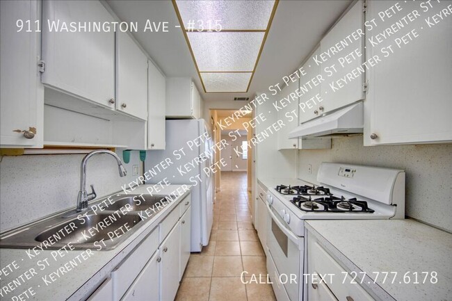 Building Photo - 911 Washington Ave SW