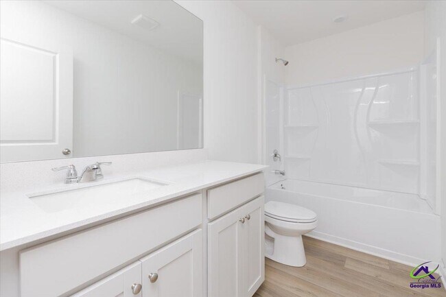 Building Photo - 218 Hickory Rdg Trl