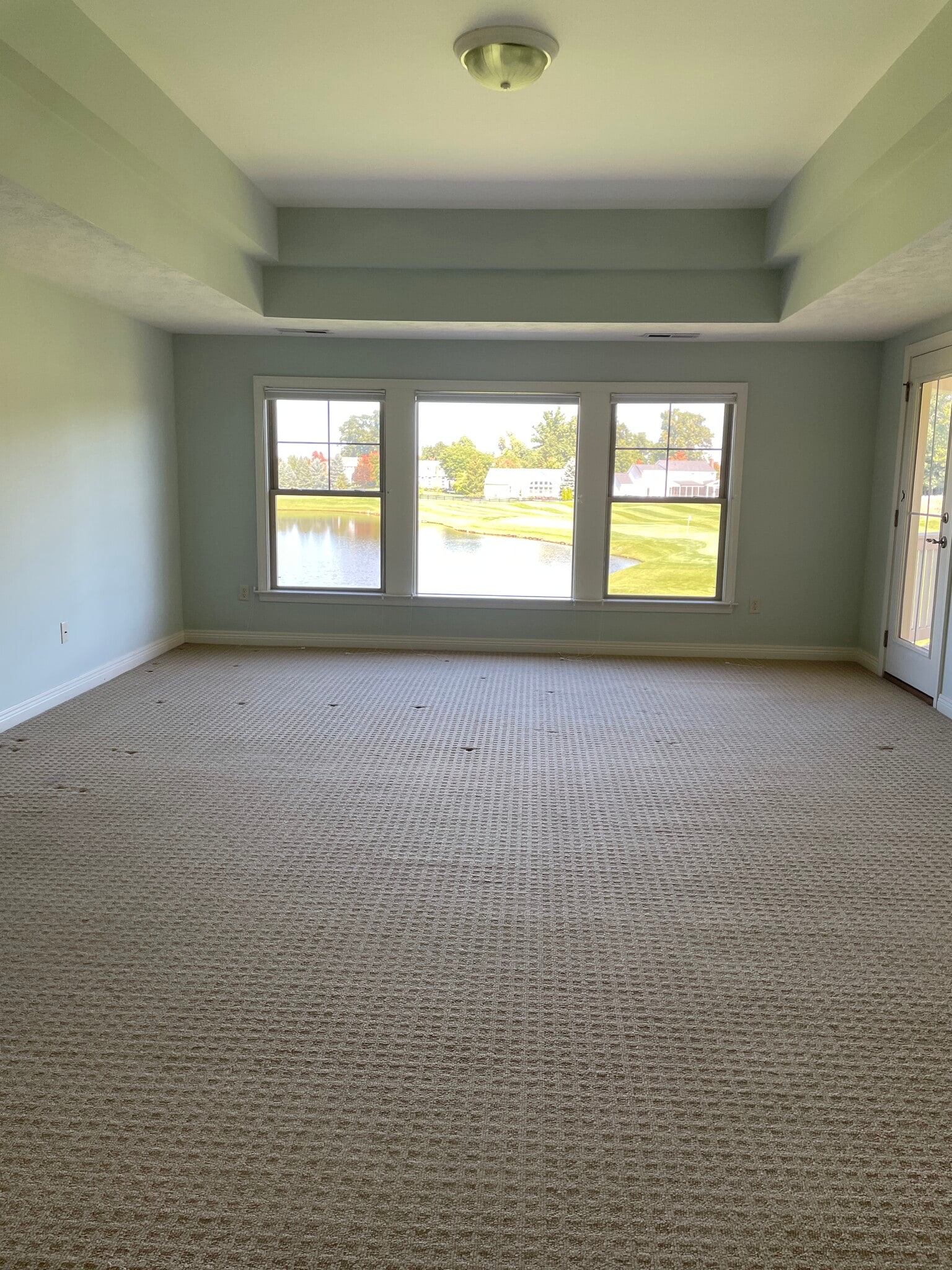 Building Photo - 4217 Village Club Dr