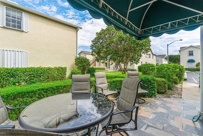 Building Photo - 154 Waterside Dr