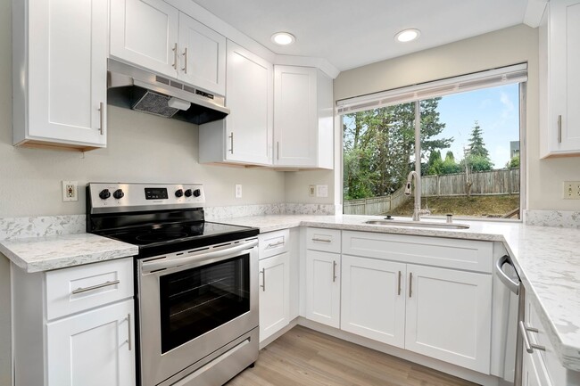 Building Photo - 3 Bedroom Home in Lake Stevens!