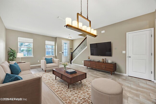 Building Photo - 12237 Woodview Dr