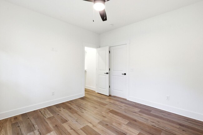 Building Photo - Custom Home in Seagate | 4 Bedrooms • 3 Bathrooms • Minutes to Wrightsville Beach