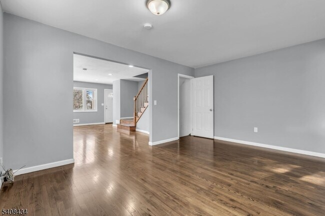 Building Photo - 417 Highland Pl