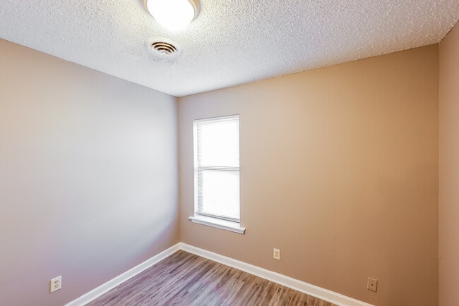 Building Photo - 6236 Nature Dr