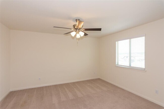 Building Photo - 1732 Lakota Ln