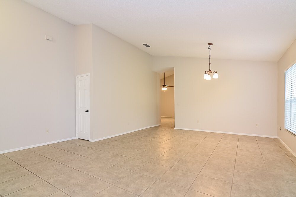 Building Photo - 1070 Corkwood Dr