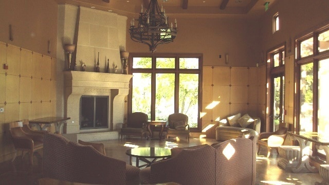 Building Photo - Beautiful  Escala Townhome  in Resort Styl...
