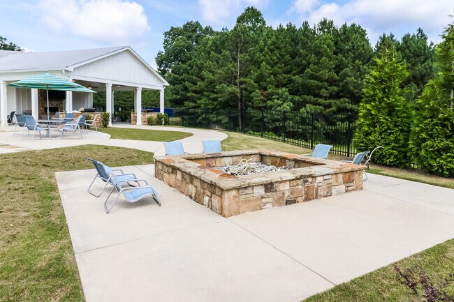 Building Photo - 65 Riley Cir