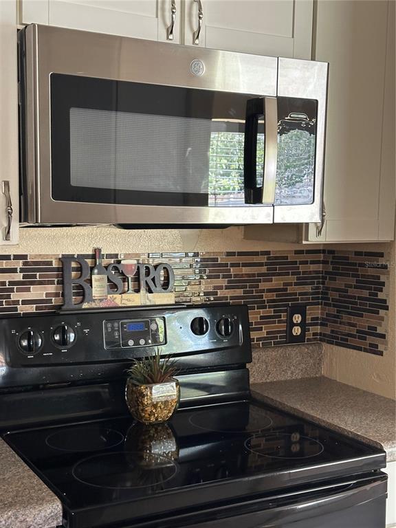 Building Photo - 847 Blanc Ct