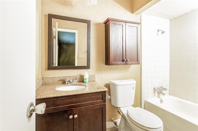 Building Photo - 6932 Sandstone Ct
