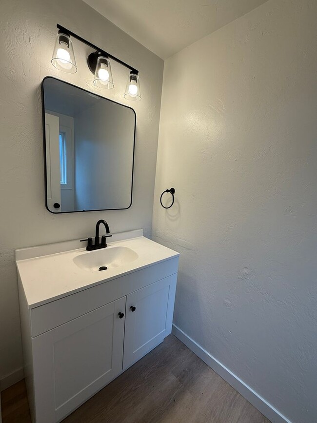 Building Photo - 4012so