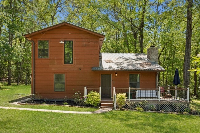 Building Photo - 10 Boat Launch Rd