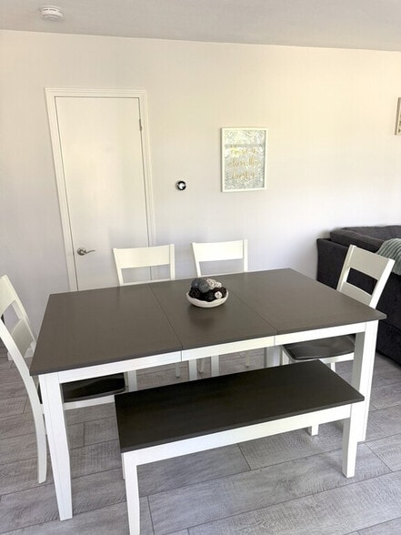 Building Photo - 5290 Clark Rd