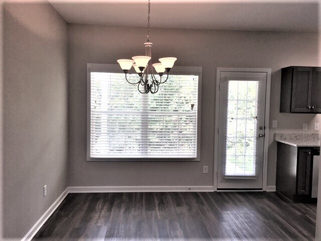 Building Photo - 921 Beverly Ct