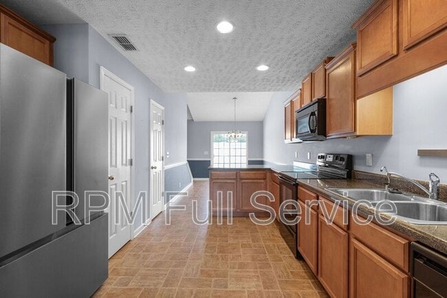 Building Photo - 3410 Risen Star Dr