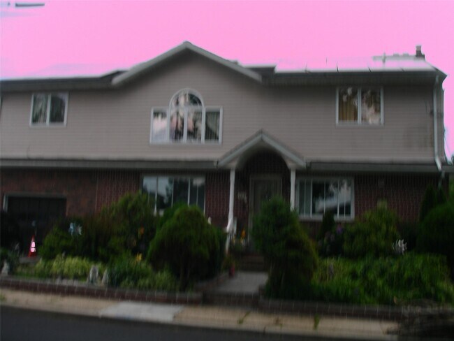 Primary Photo - 253 Frederick Ave