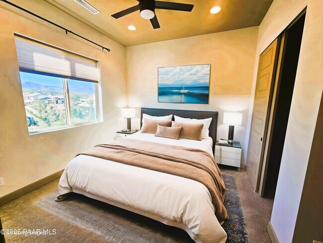 Building Photo - 12665 Gyda Cir