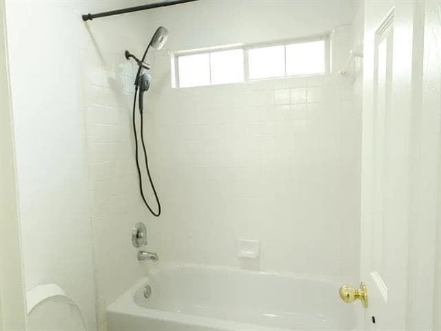 Building Photo - 408 Misty Ln