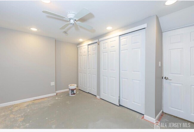 Building Photo - 3 Tiger Lilly Ct