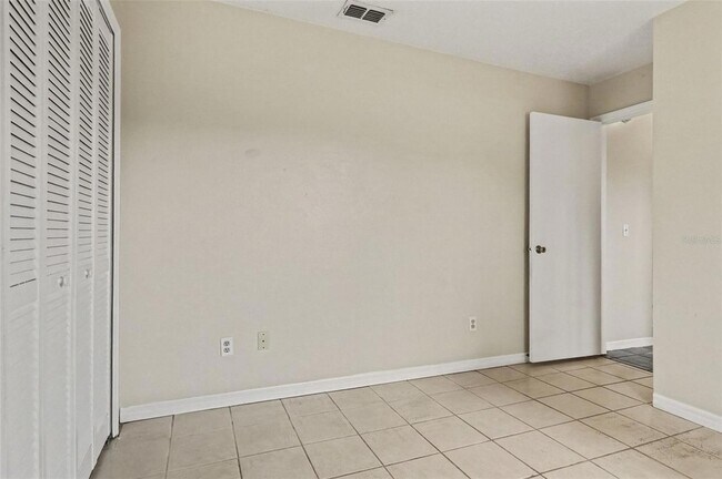 Building Photo - 1061 Manigan Ave